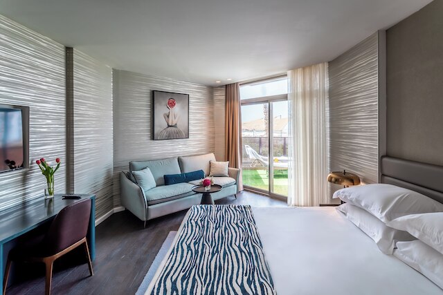 ダニエル ホテル ヘルズリヤ