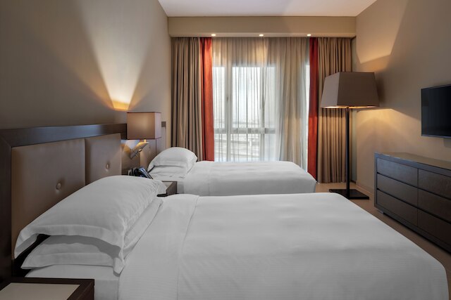 パーク アルジャーン バイ ロタナ