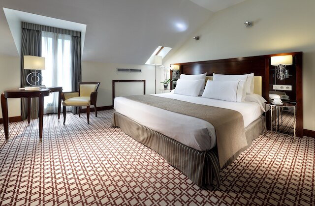 ユーロスターズ グラン ヴィア ホテル