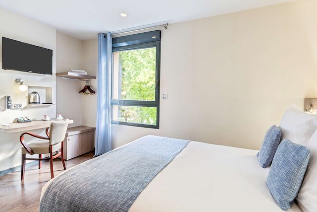 シュアー ホテル バイ ベスト ウエスタン レイムズ ノード