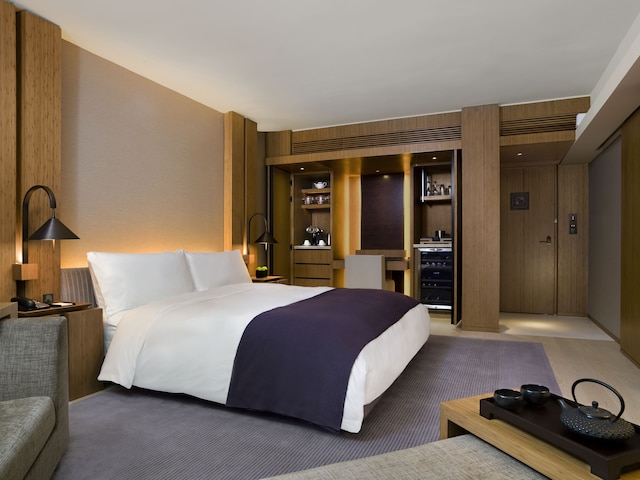 アッパーハウス香港 (香港居舍)