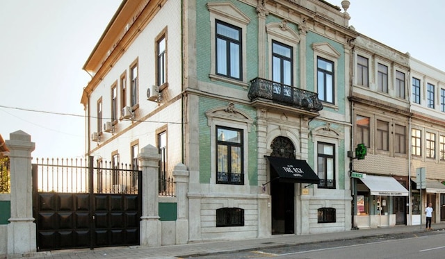 ザ レックス ホテル