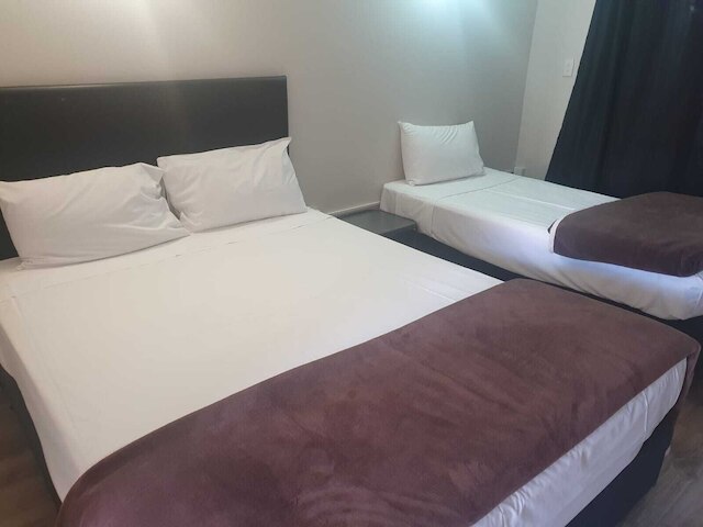 アスコット エプソン モーテル