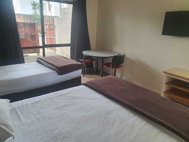 アスコット エプソン モーテル