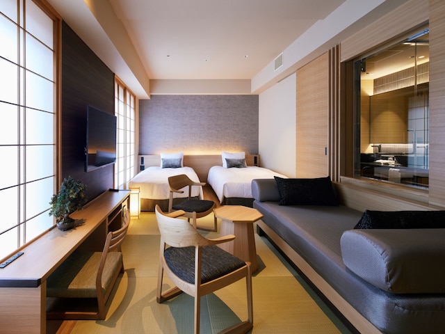 庭のホテル 東京