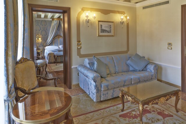 ホテル カナル グランデ