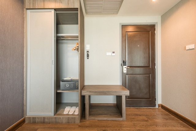 シャム・マンダリナ・バンコク・スワンナプーム空港ホテル (フリーシャトル付き)