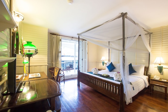 バディー ロッジ