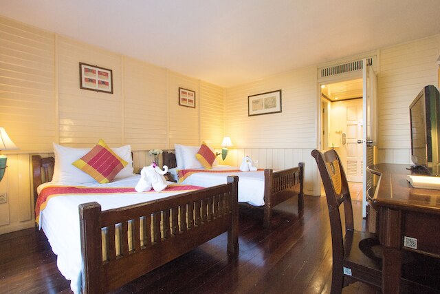 バディー ロッジ