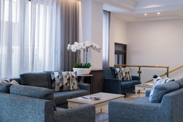 プラザ リージェンシー ホテルズ