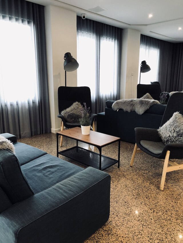 プラザ リージェンシー ホテルズ