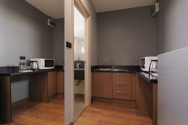 アイチェック イン プルンチット