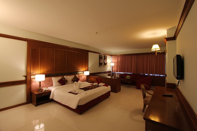 キャメロット ホテル パタヤ