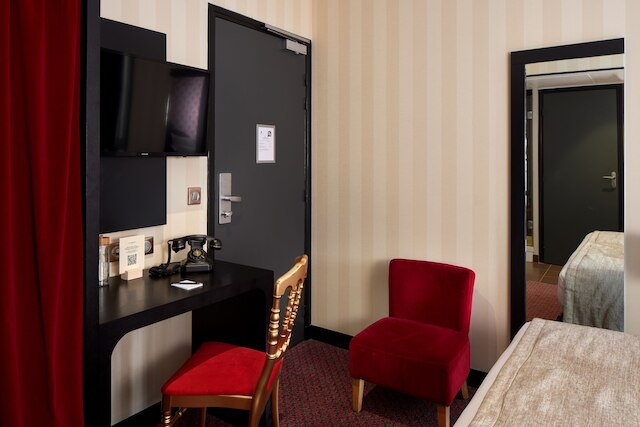 ホテル レス テアトル