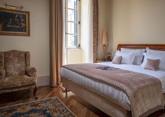 ザ プチチ パレス