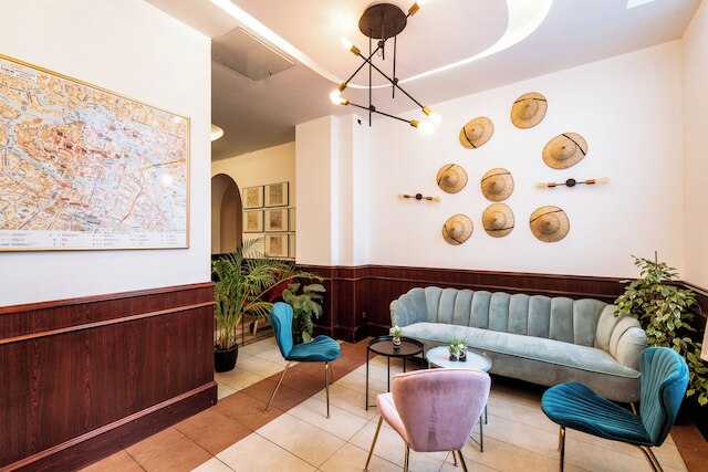 ロータス ホテル