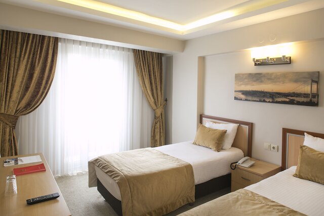 マルチネス ホテル