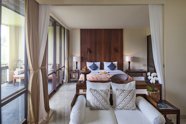 コマネカ・アット・ビスマ