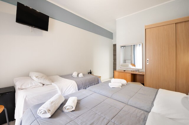 ディロス ホテル