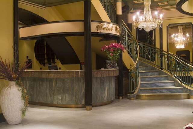 ホテル タリスマン