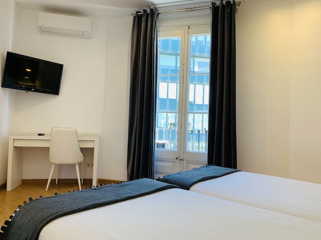 スーパー・バルメス・ゲストハウス