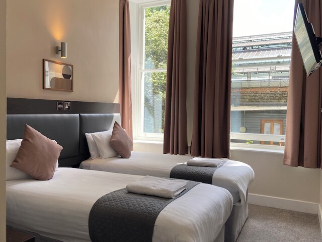 トレボビル ホテル