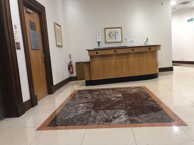 ザ ニュー ロンドン カールトン ホテル & サービス アパートメンツ