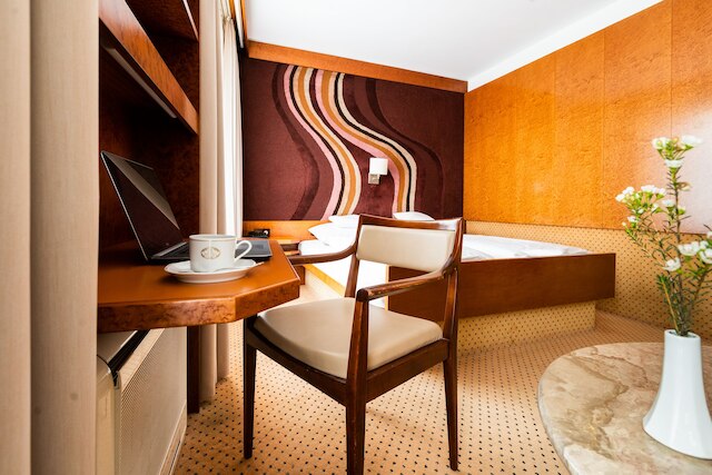 ホテル ロイヤル