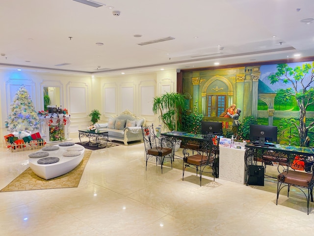 ハッピーライフグランドホテル&スカイバー