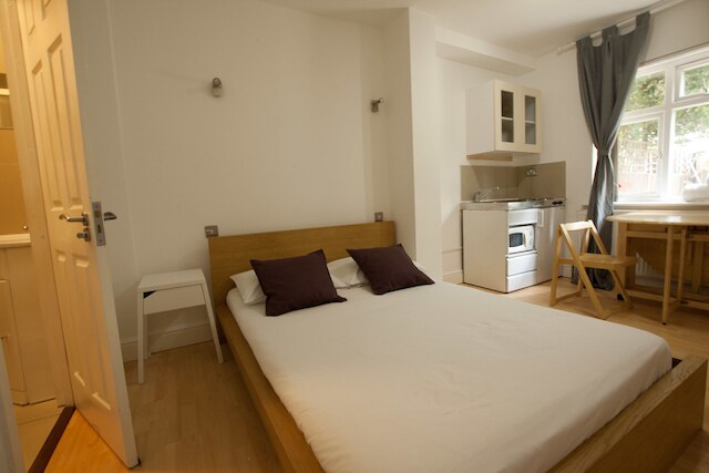 サースク トゥーティング コンセプト スタジオズ バイ アロー ハウジング