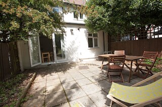 サースク トゥーティング コンセプト スタジオズ バイ アロー ハウジング