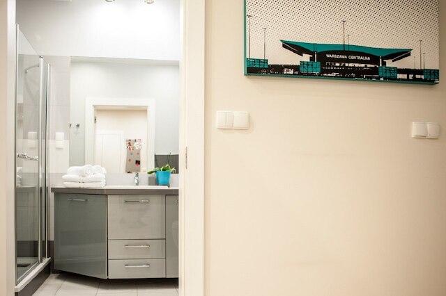 ビジネス ラックス アパートメント