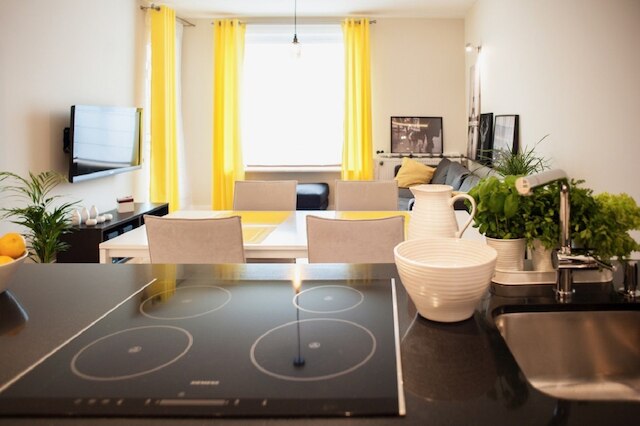 ビジネス ラックス アパートメント