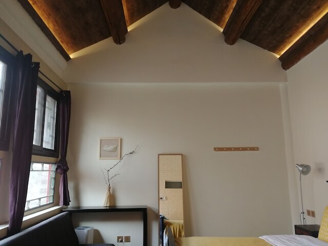 フライ バイ ナイト コートヤード ホテル (夜奔北京精品四合院)