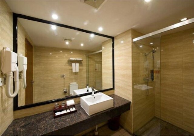 シーダイ ジンチェン ホテル (成都時代錦城酒店)