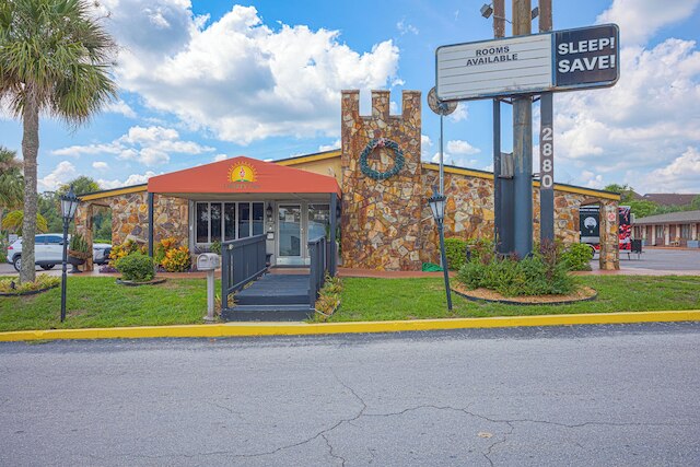 リバティ イン アンド スイーツ – キシミー/ニア ディズニー