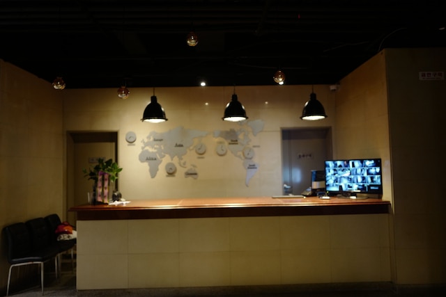 ルネッサンス ホテル - ホステル