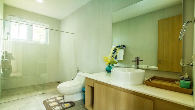 ラグジュアリー 5 ベッドルーム プール ヴィラ アンド スポーツ センター