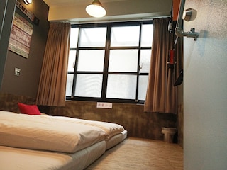 台南ハウス (台南民宿)