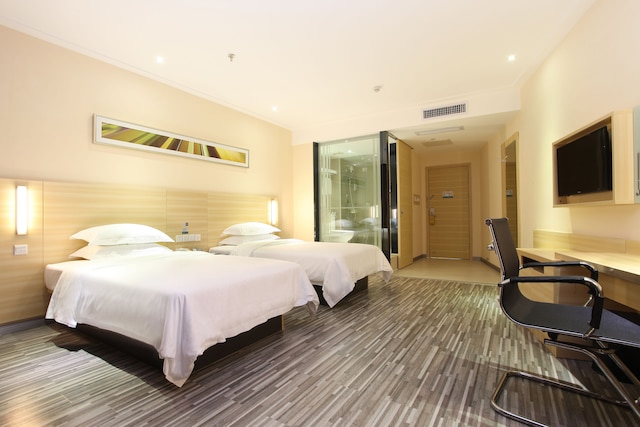 シティ コンフォート イン佛山窖口バス (城市便捷酒店)