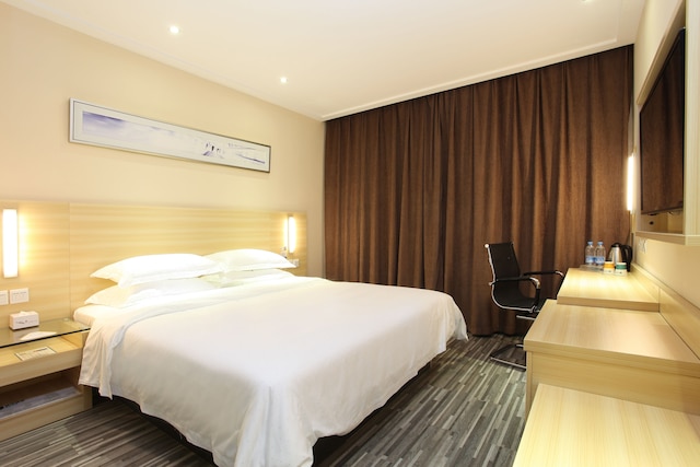 シティ コンフォート イン佛山窖口バス (城市便捷酒店)