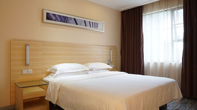 シティ コンフォート イン佛山窖口バス (城市便捷酒店)