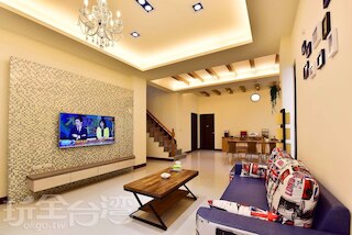 ターミナル No.1 (特米諾 1 号館)