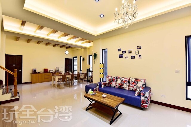 ターミナル No.1 (特米諾 1 号館)