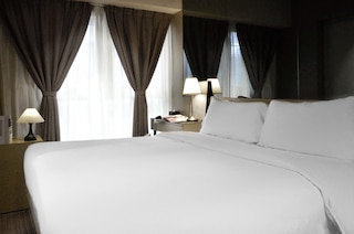 エコ ツリー ホテル コーズウェイ ベイ