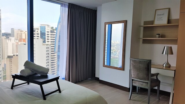 スリー セントラル