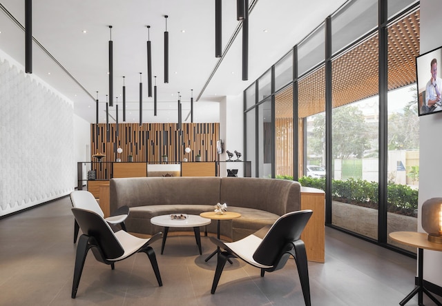 サマセット ノロドム プノン ペン