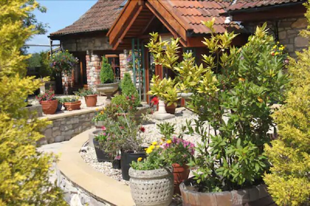 ブリッジ ファーム ゲストハウス