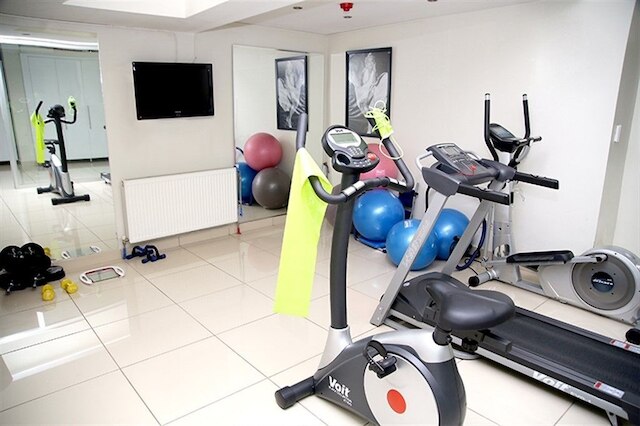 イキズ・パルミエ・キズ・オゲンチ・パンシヨヌ - 女性専用 - ホステル