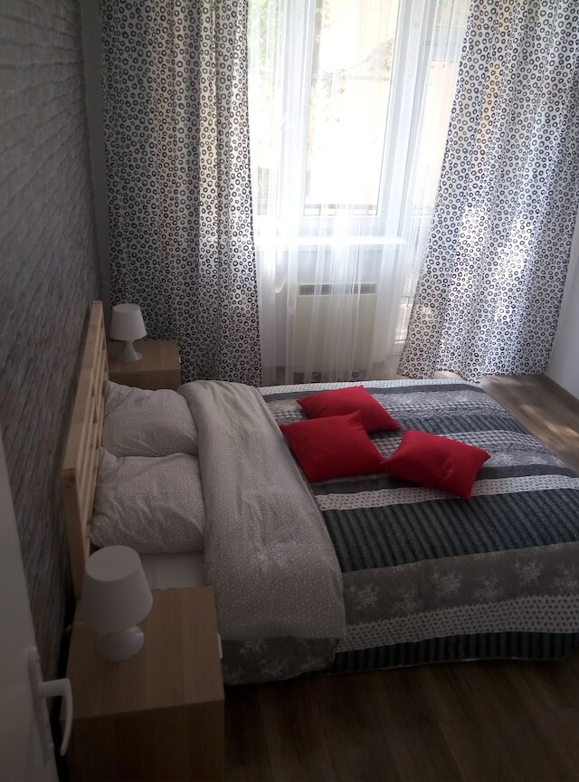 ローフ ホステル&アパートメンツ